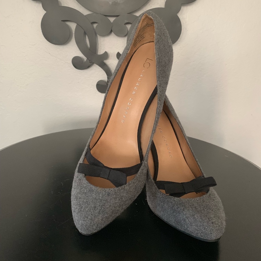 Lauren Conrad Grey pumps